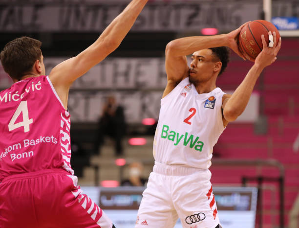 无疑给了巴 无疑给了巴